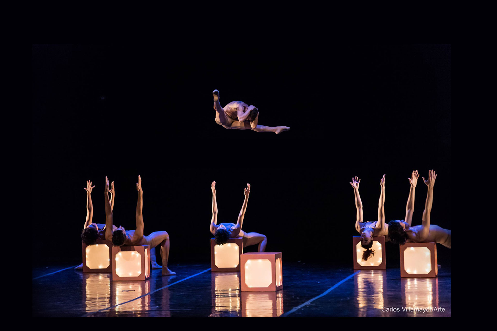 Bailarines en escena